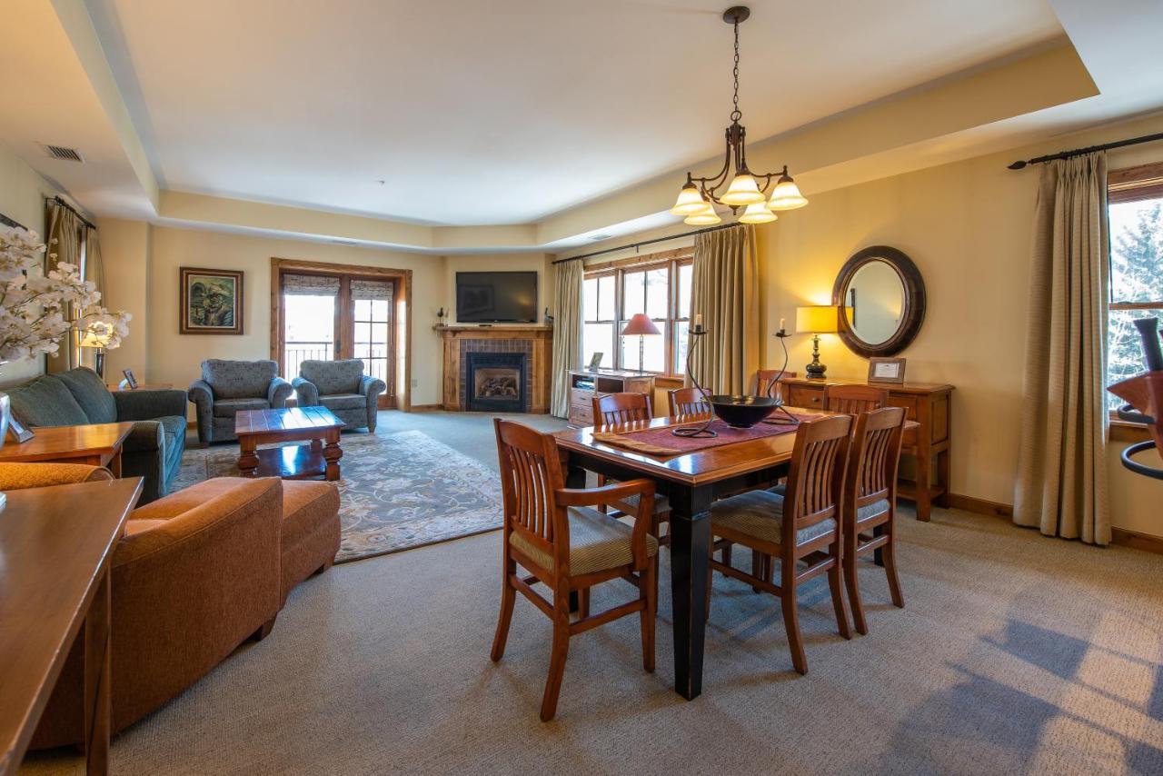 Two Bedroom Condo With Balcony Over Mountaineer Square - Just Steps From The Slopes! Condo Crested Butte Exterior photo