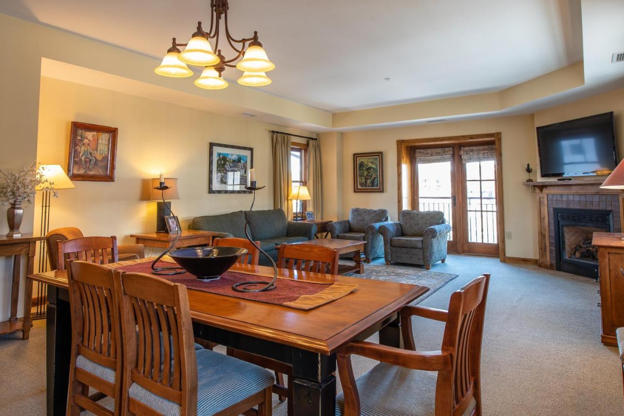 Two Bedroom Condo With Balcony Over Mountaineer Square - Just Steps From The Slopes! Condo Crested Butte Exterior photo